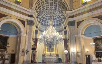 8- Surp Hovhan Vosgeperan Ermeni Katolik Kilisesi