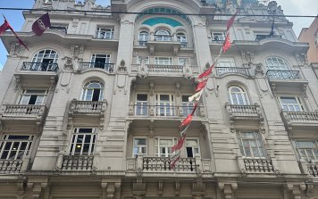 56- Mısır Apartmanı