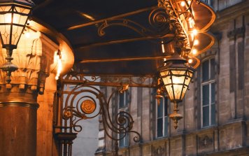 45-Tepebaşı Meşrutiyet Caddesi