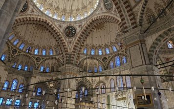 Gece Gece Lezzetler Eşliğinde Fatih Zeyrek Gezisi